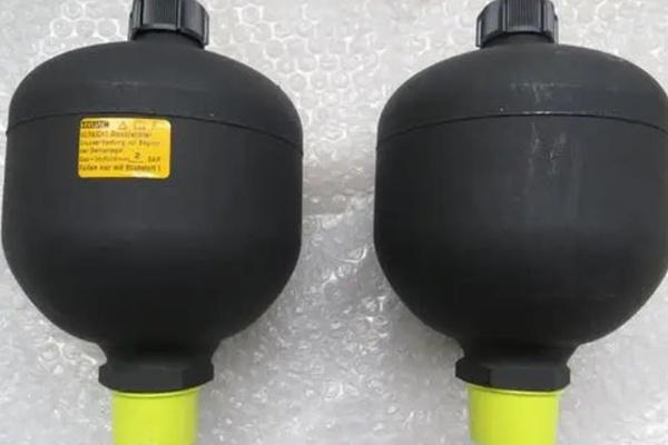 蓄能器充氣工具不會(huì)使用？這份使用指南要收好！